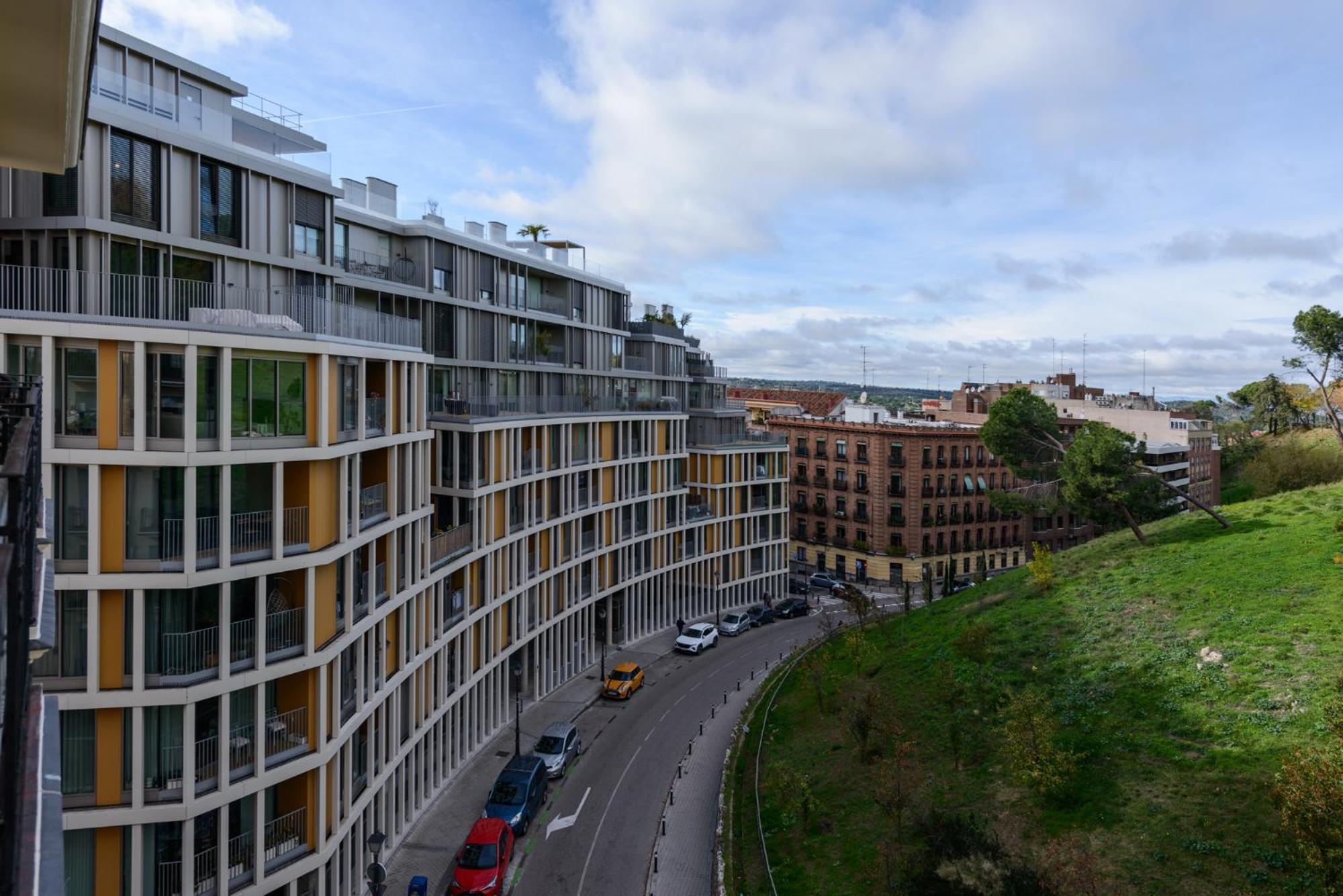 Amplio Piso En Madrid Centro Con Vistas Al Templo De Debod Appartement Buitenkant foto